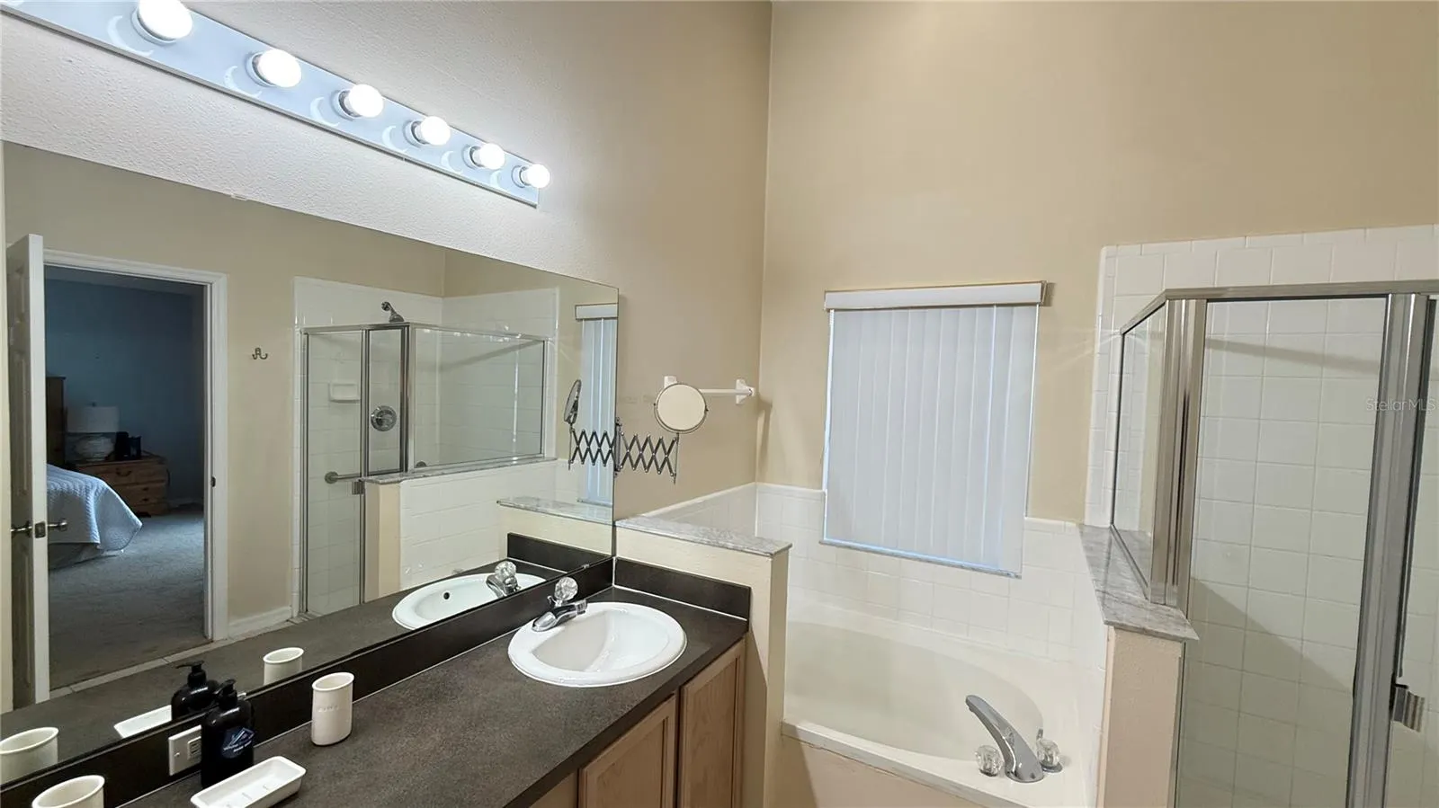 7979 MAGNOLIA BEND CT