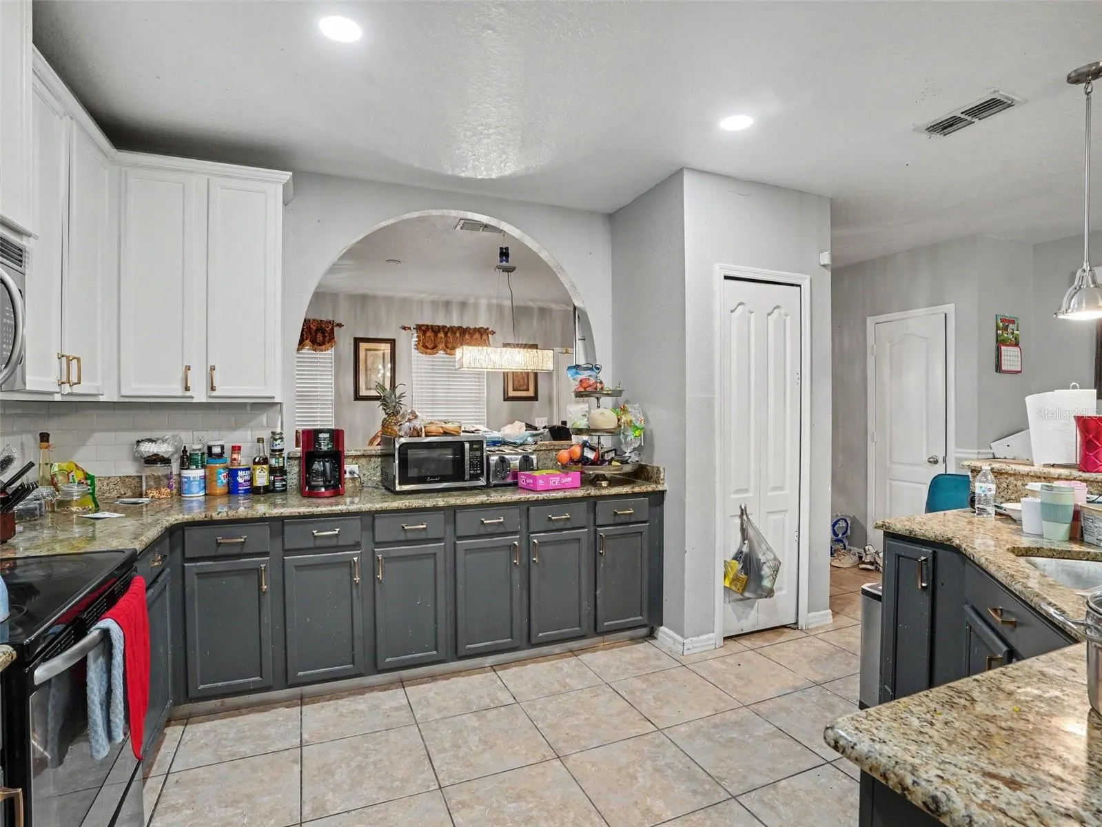 1120 CYPRESS POINTE BLVD