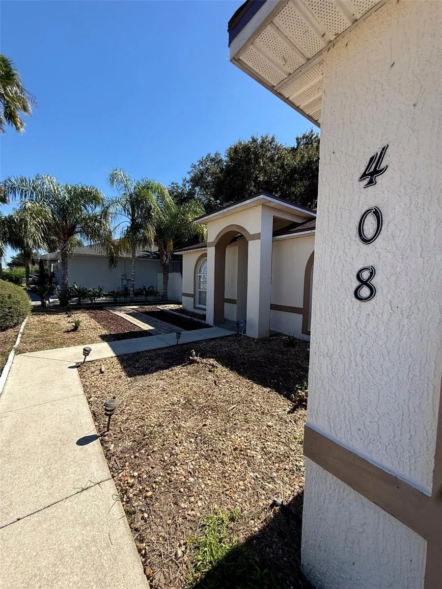 408 CARDINAL CT