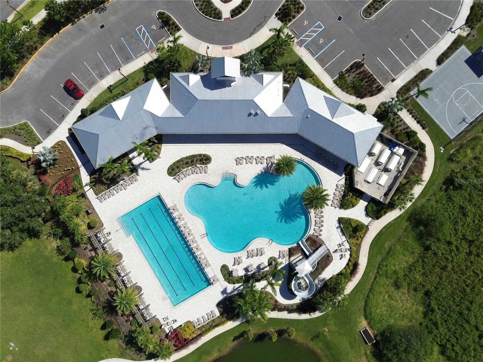 3527 MAPLE GROVE WAY