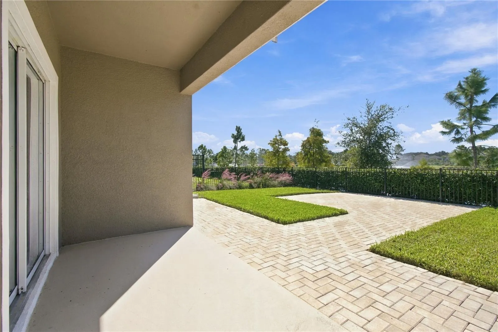 3527 MAPLE GROVE WAY