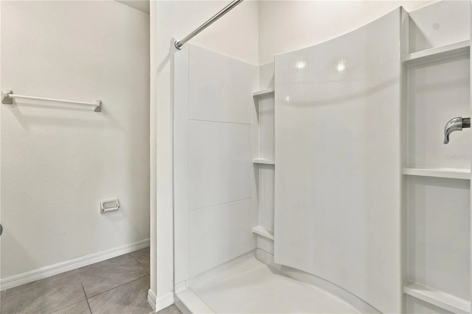 3527 MAPLE GROVE WAY