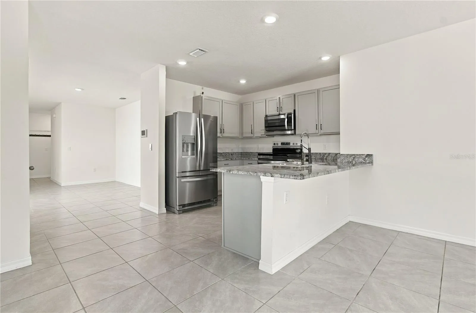 3527 MAPLE GROVE WAY