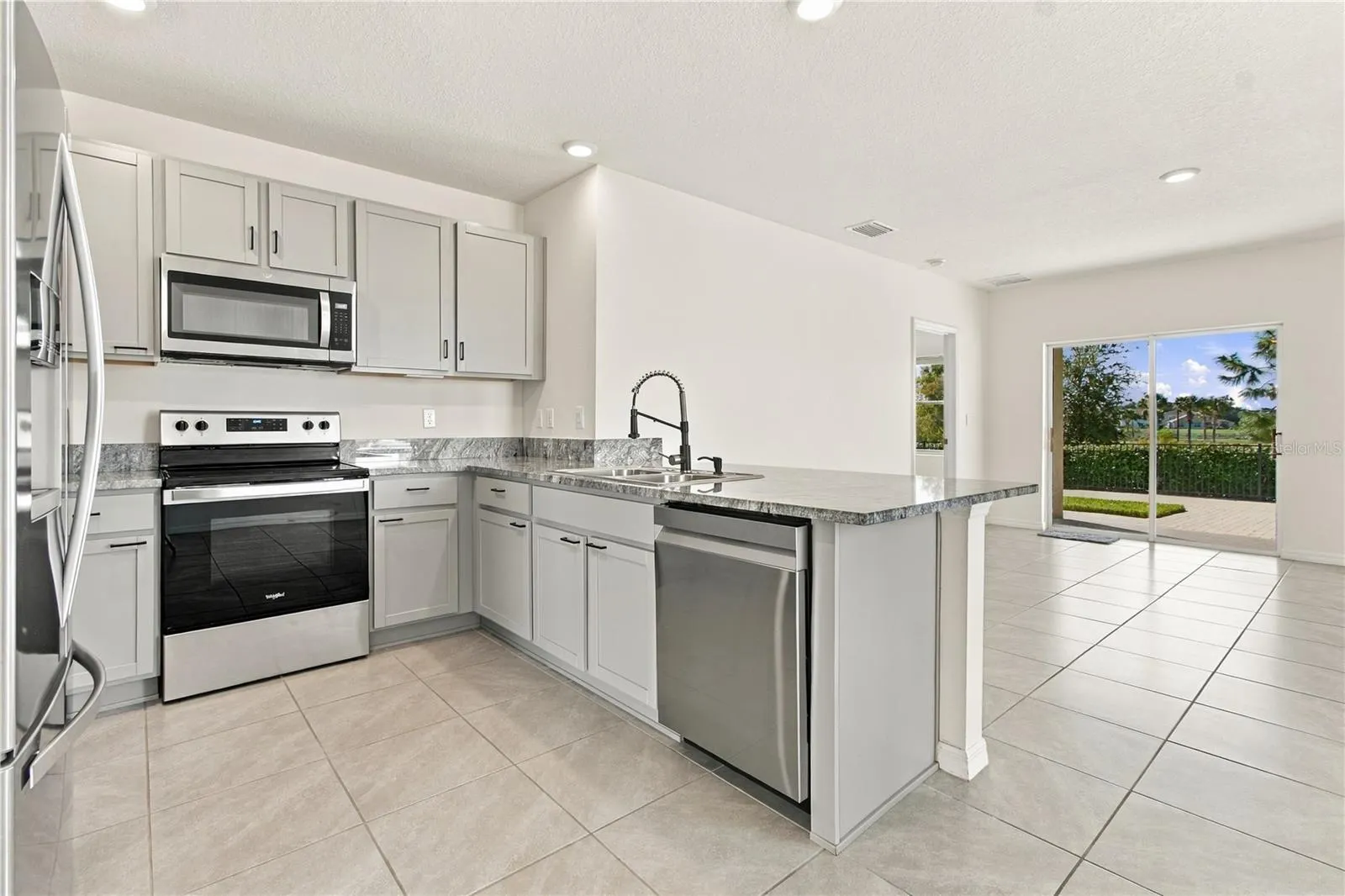 3527 MAPLE GROVE WAY