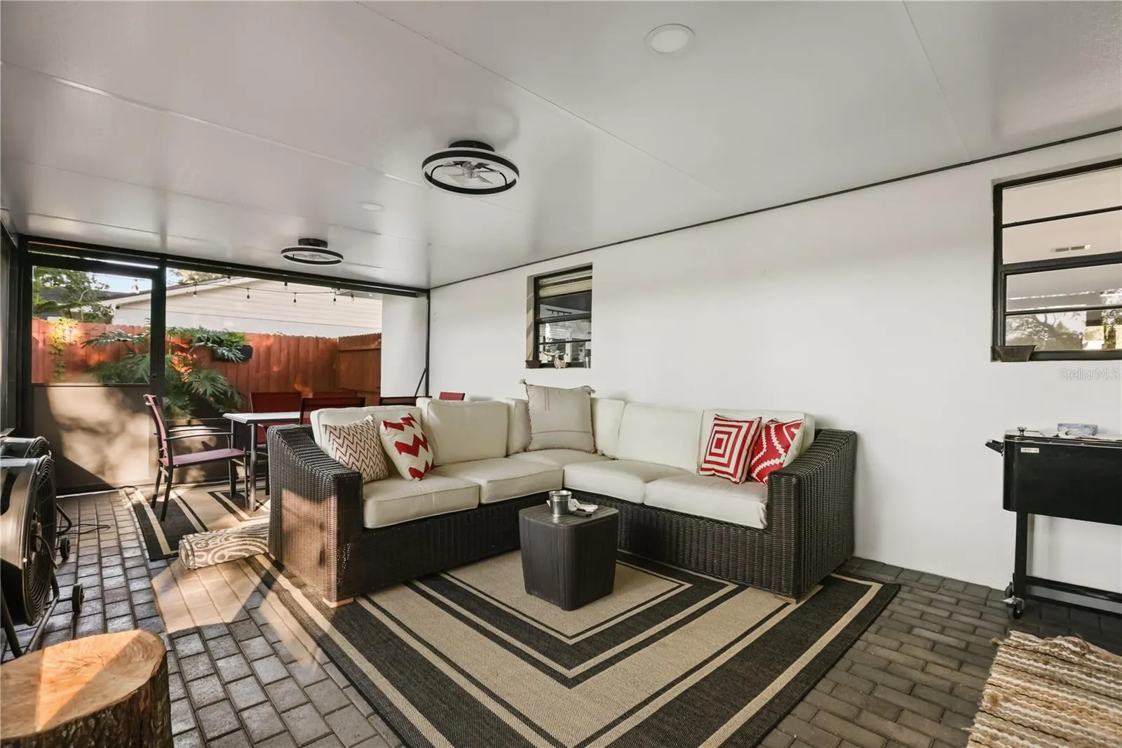 1708 OVERLAKE AVE