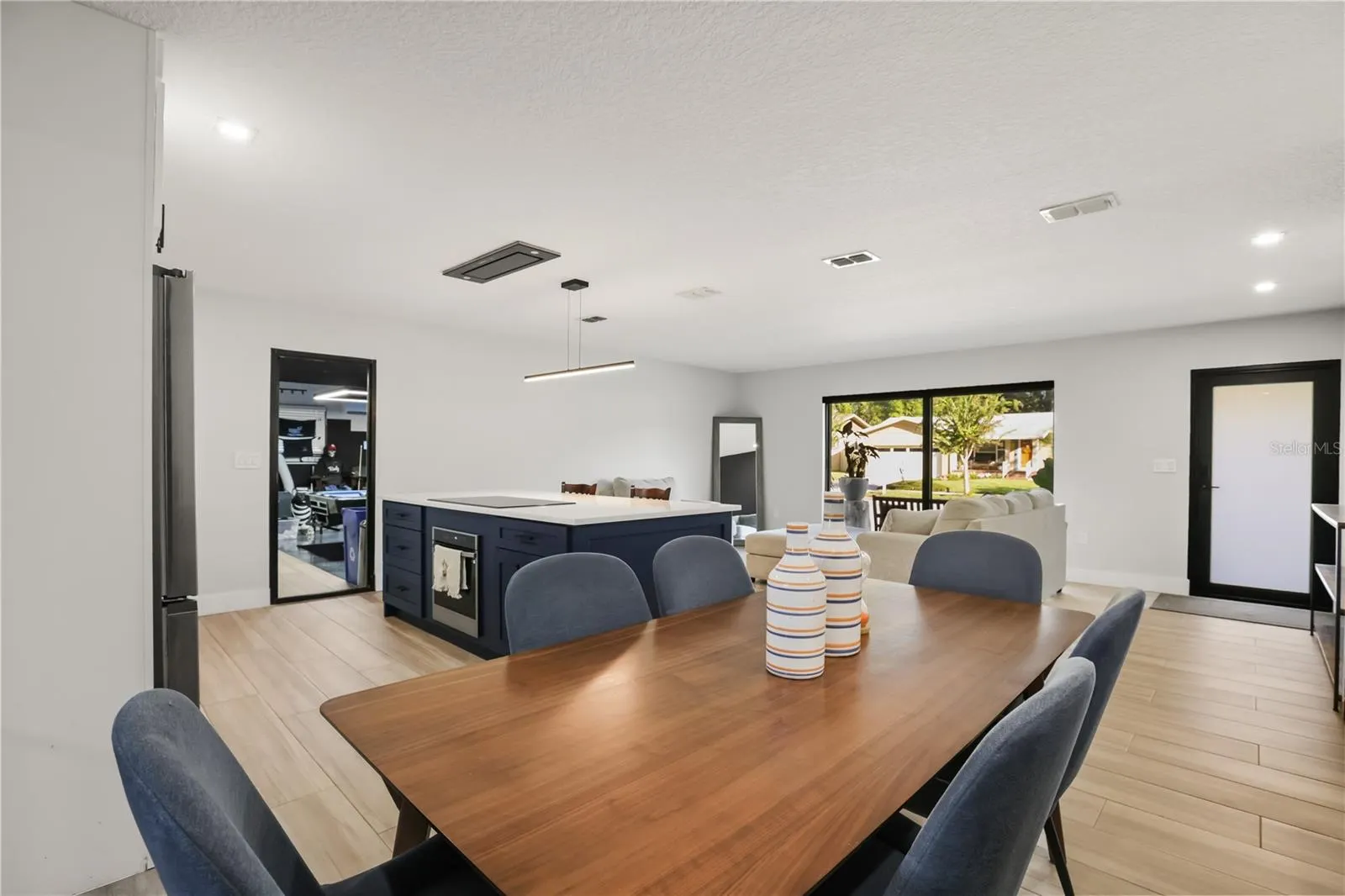 1708 OVERLAKE AVE