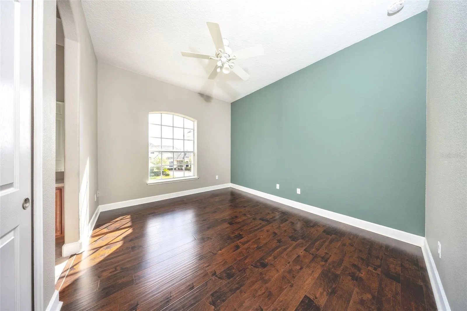 1726 ASTOR FARMS PL