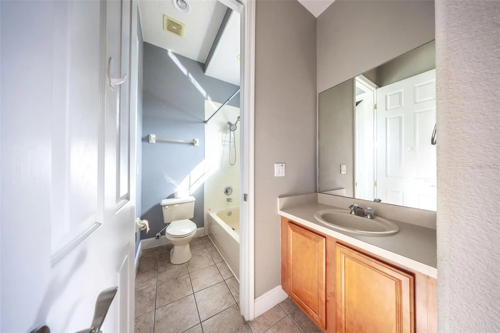 1726 ASTOR FARMS PL