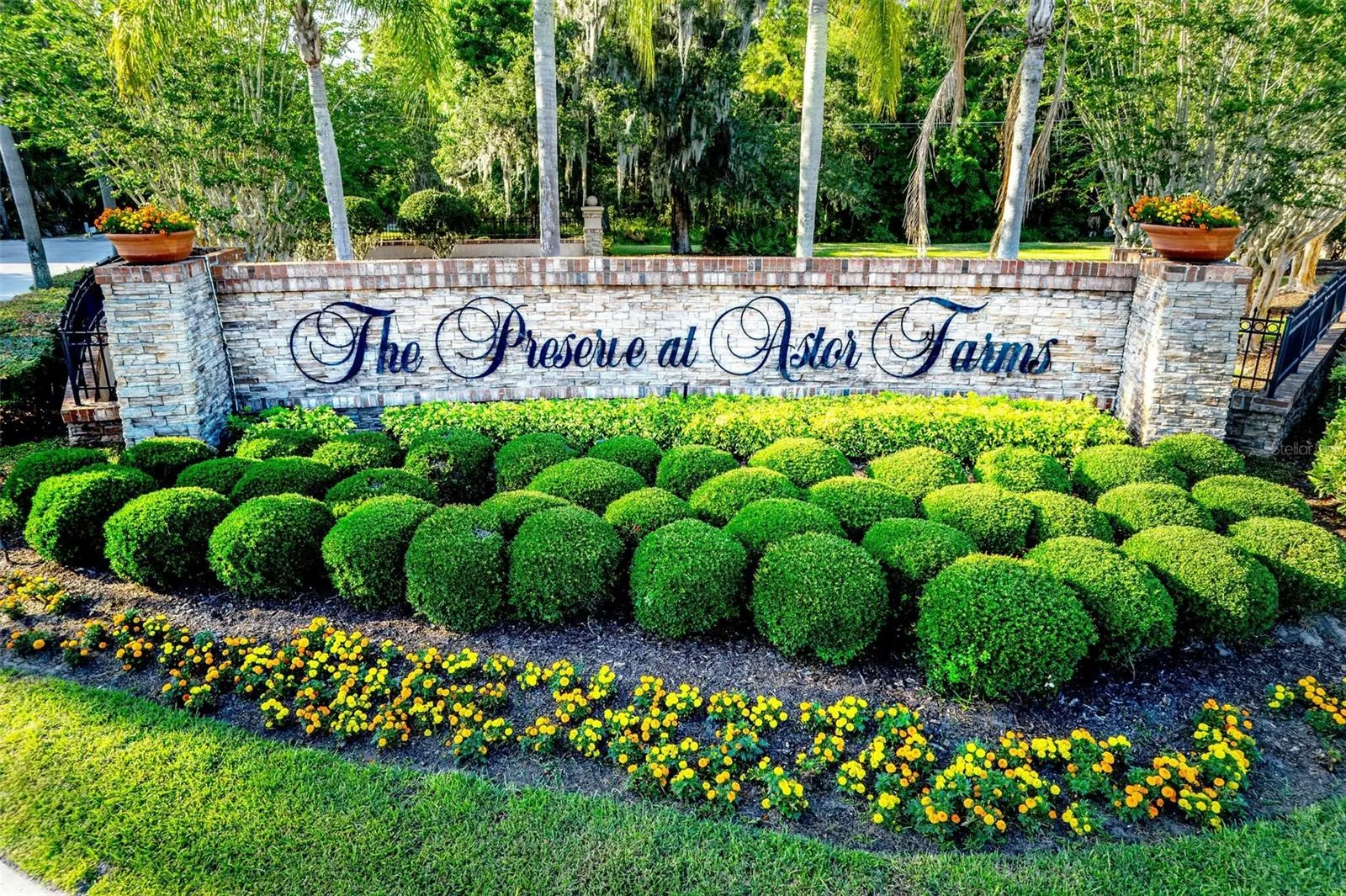 1726 ASTOR FARMS PL