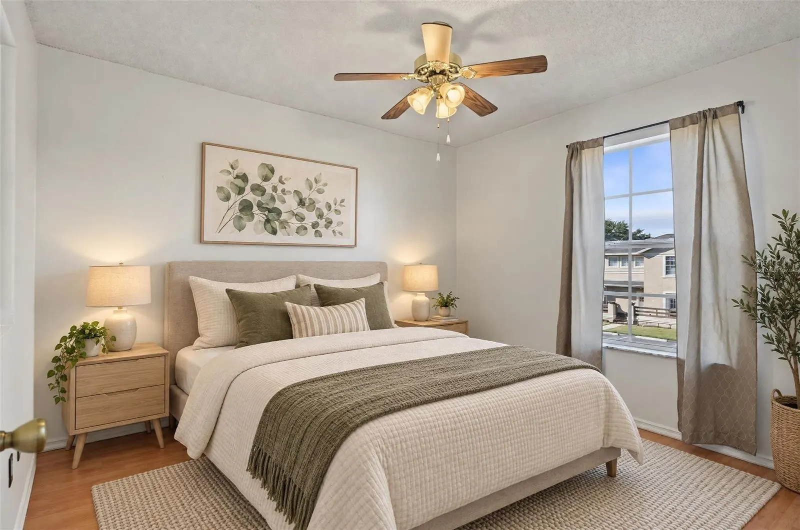 3117 SANDY SHORE LN