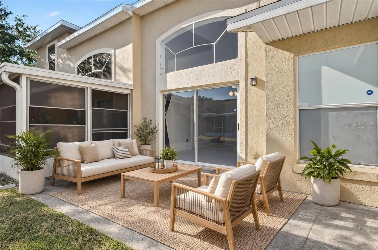 3117 SANDY SHORE LN