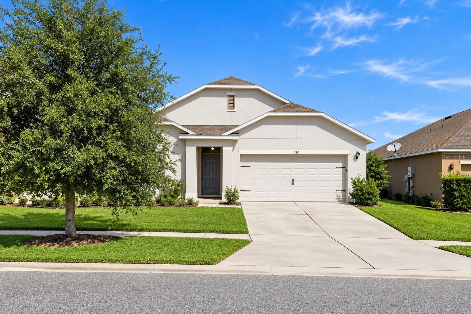 320 ABERDEEN DR