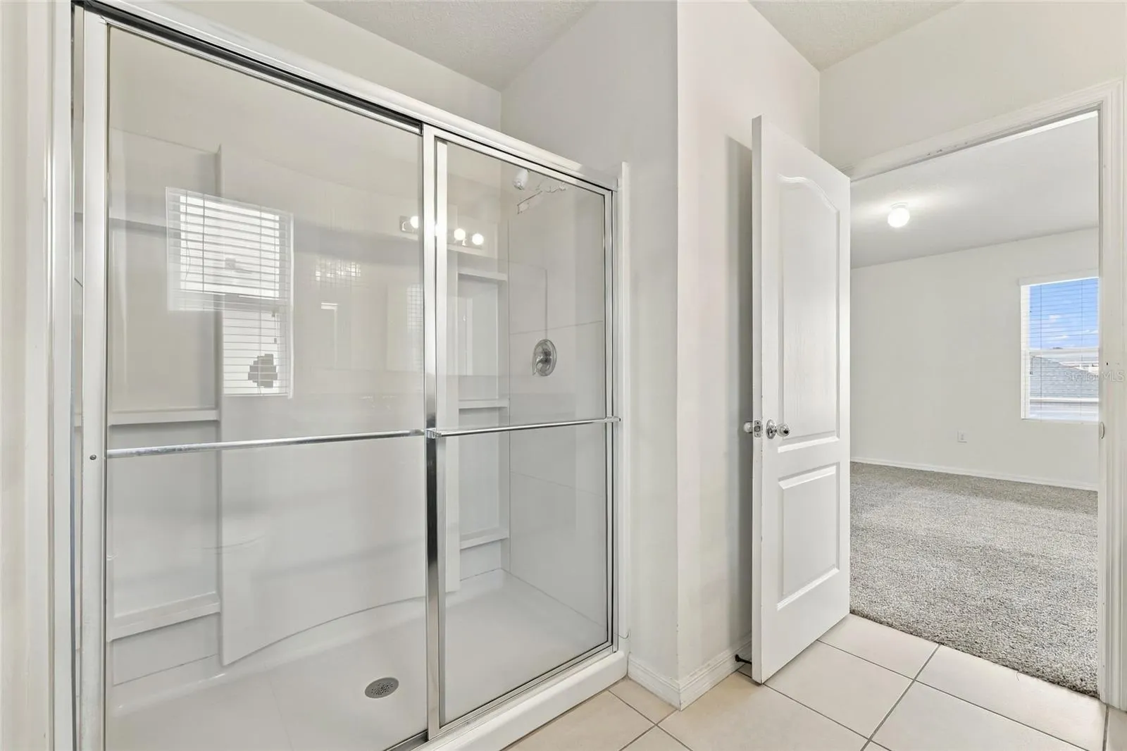 320 ABERDEEN DR