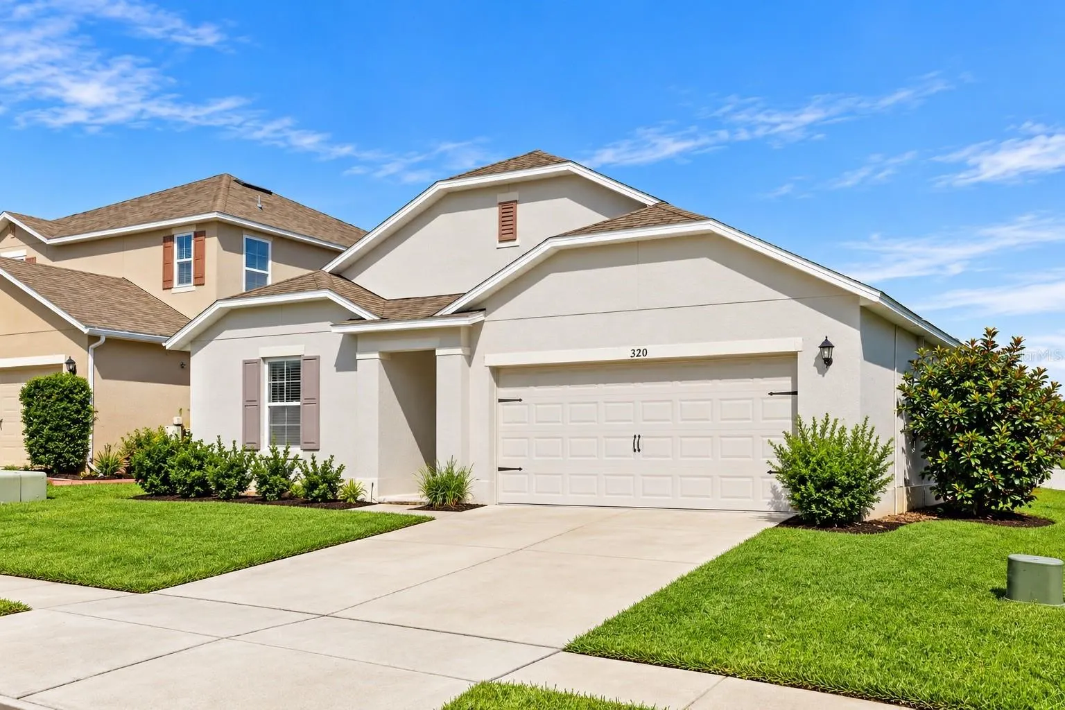 320 ABERDEEN DR