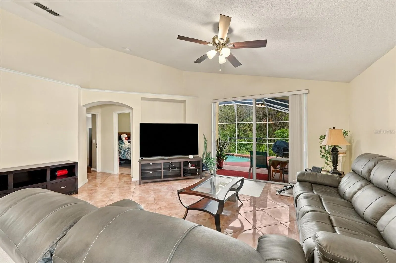 2452 WINCHESTER BLVD