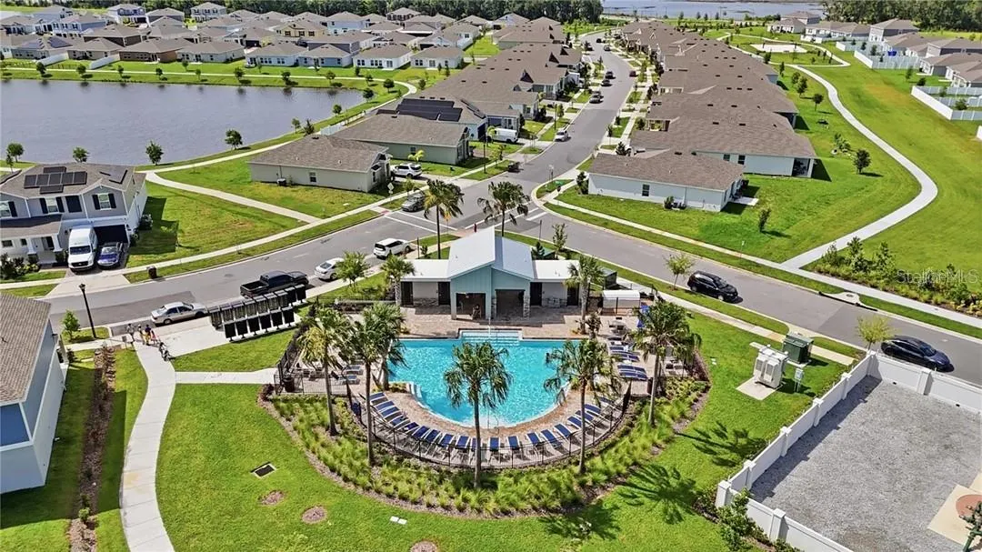 1374 BRENTWOOD DR