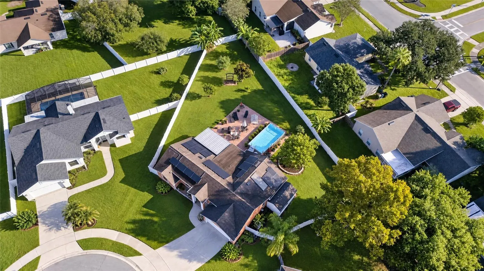 3700 BRAMBLE CT