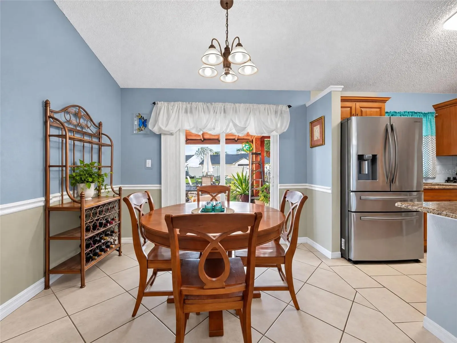 3700 BRAMBLE CT