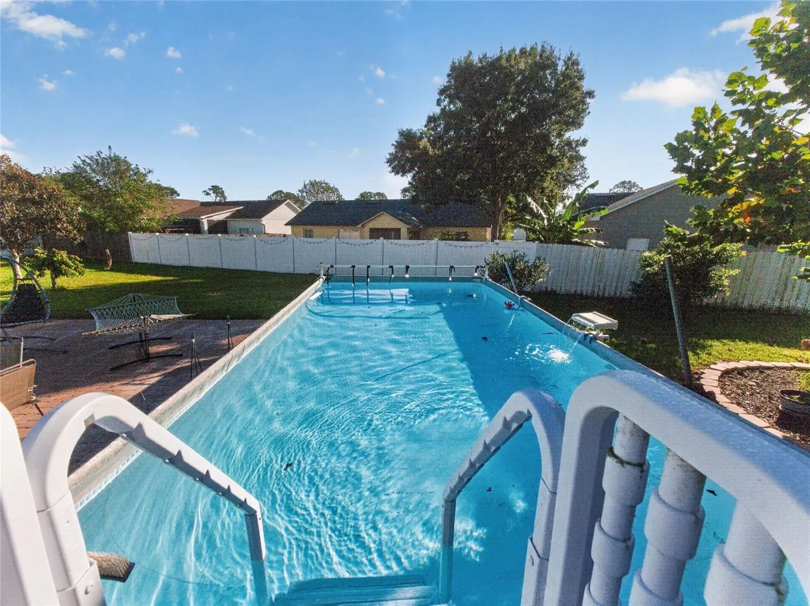 3700 BRAMBLE CT