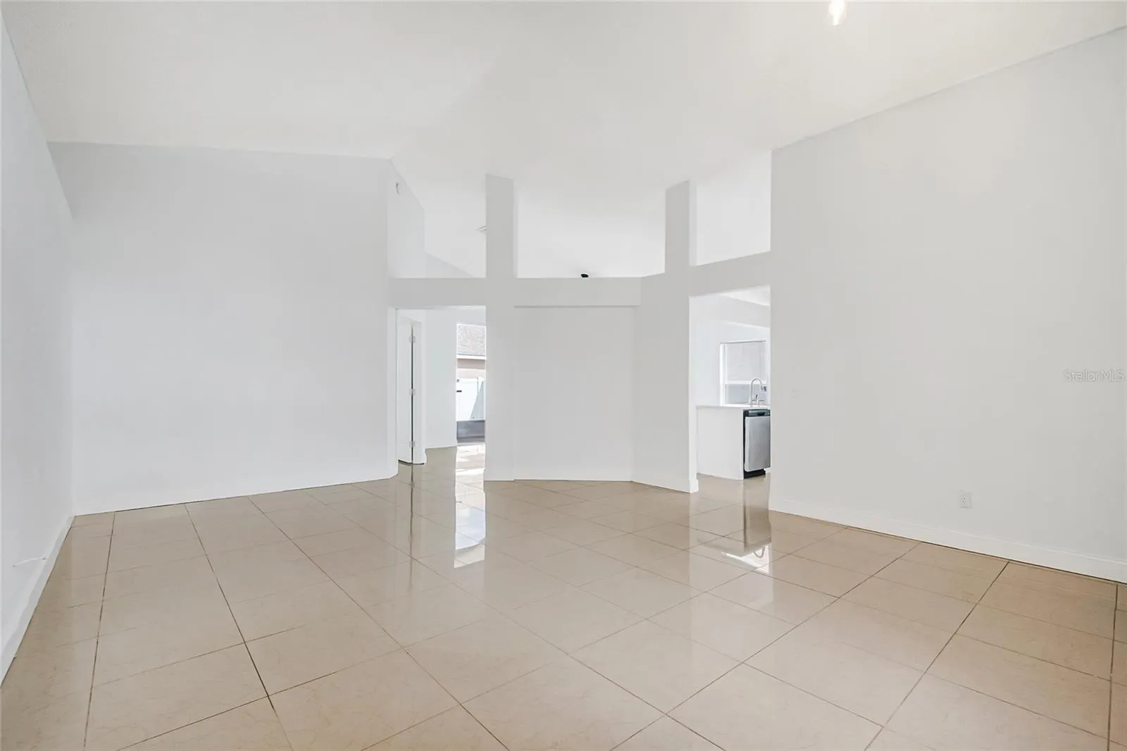 12471 CASTLEMAIN TRL