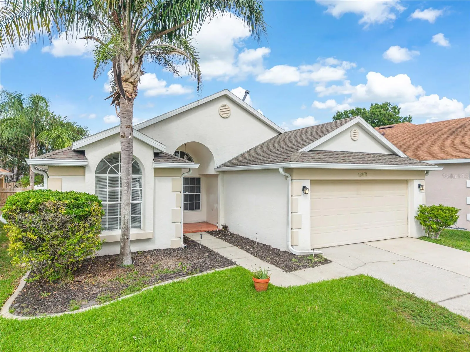 12471 CASTLEMAIN TRL