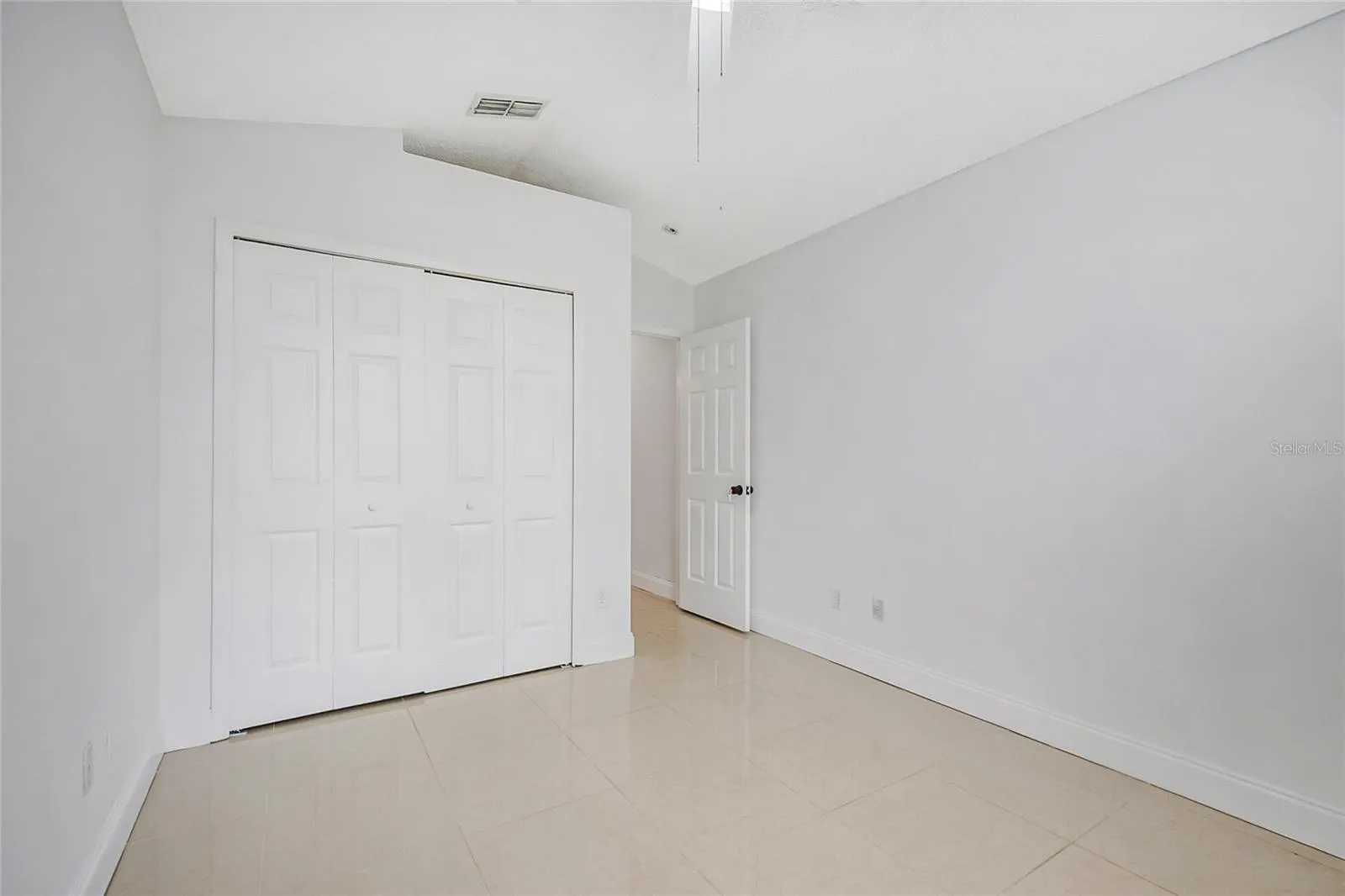 12471 CASTLEMAIN TRL