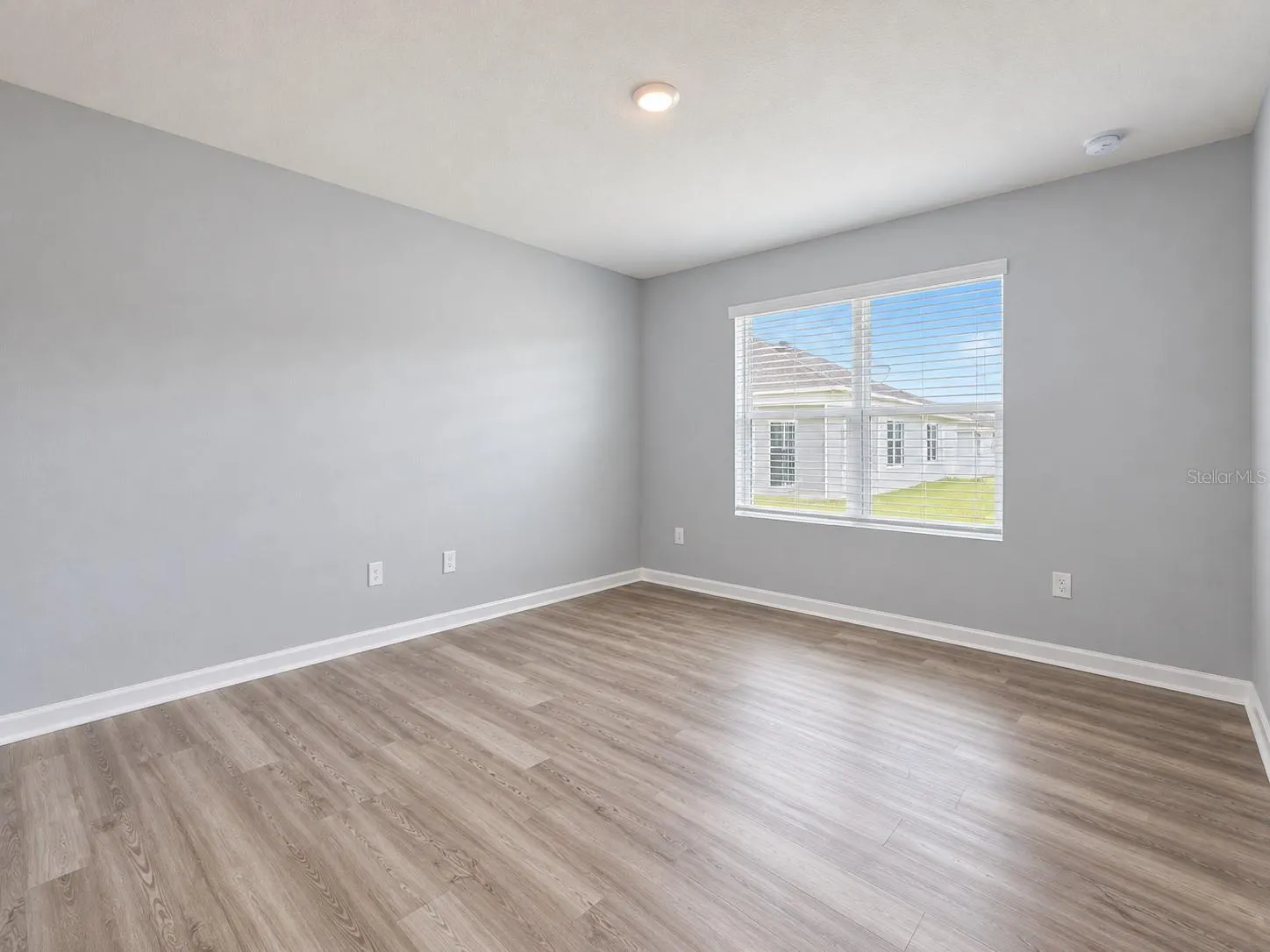 1110 STAR RUBY LN
