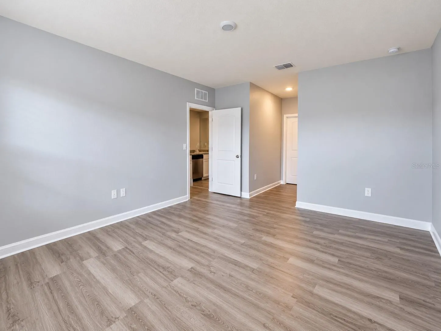 1110 STAR RUBY LN