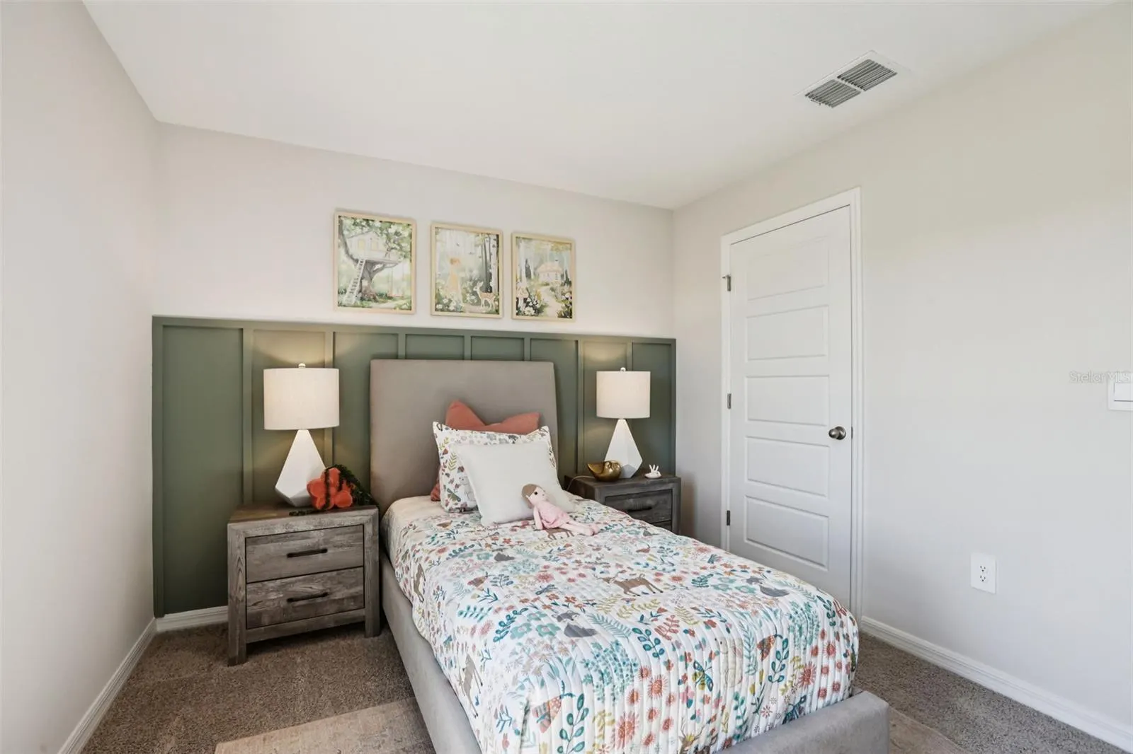 159 DUCKWEED AVE