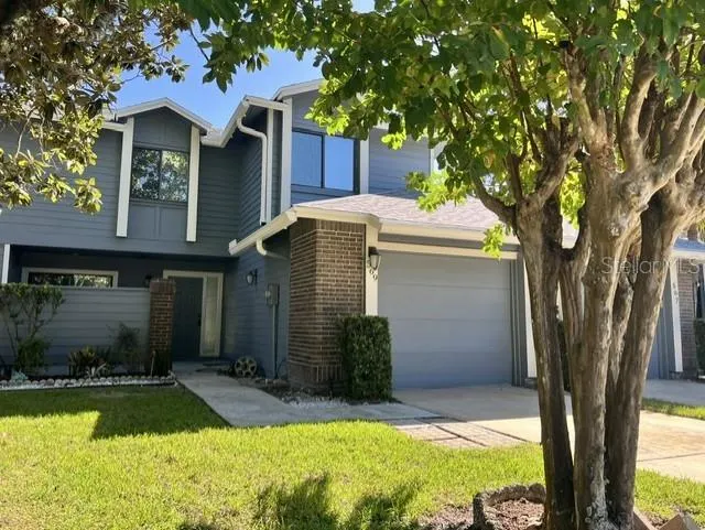 569 DARBY WAY