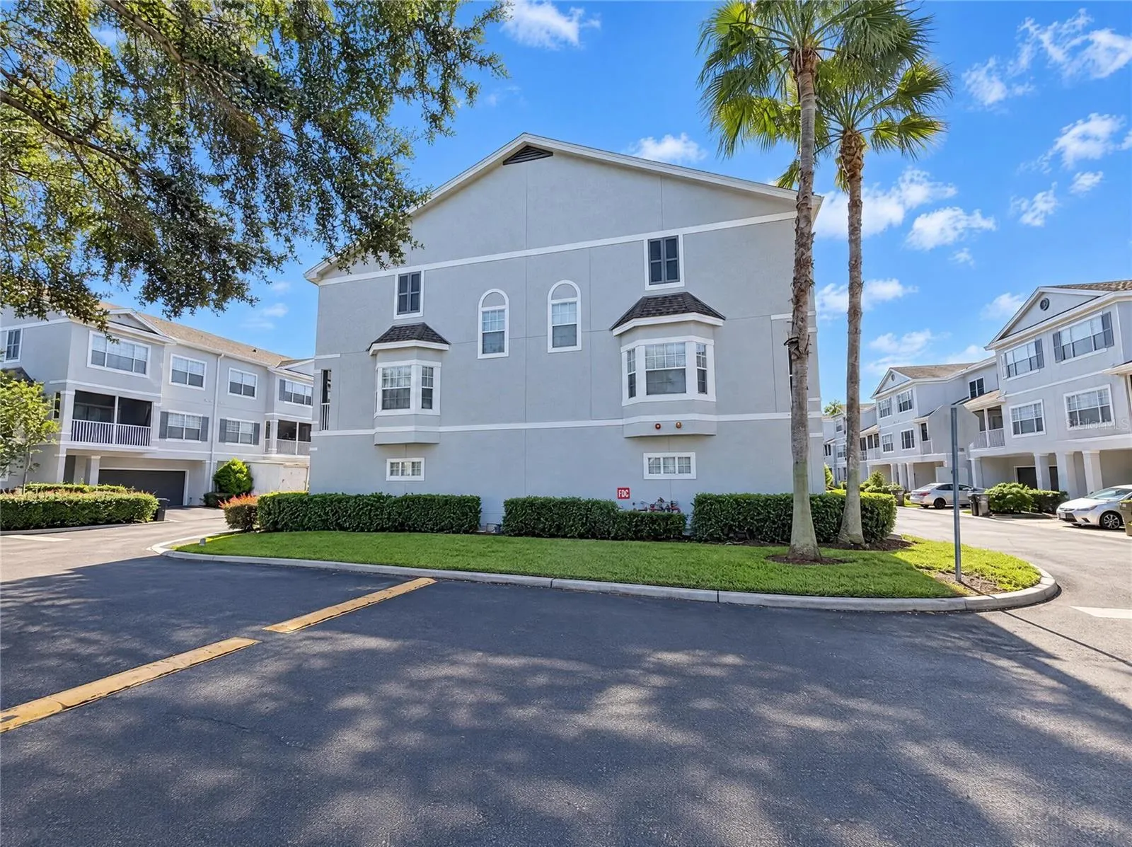 2334 GRAND CENTRAL PKWY #9 #9