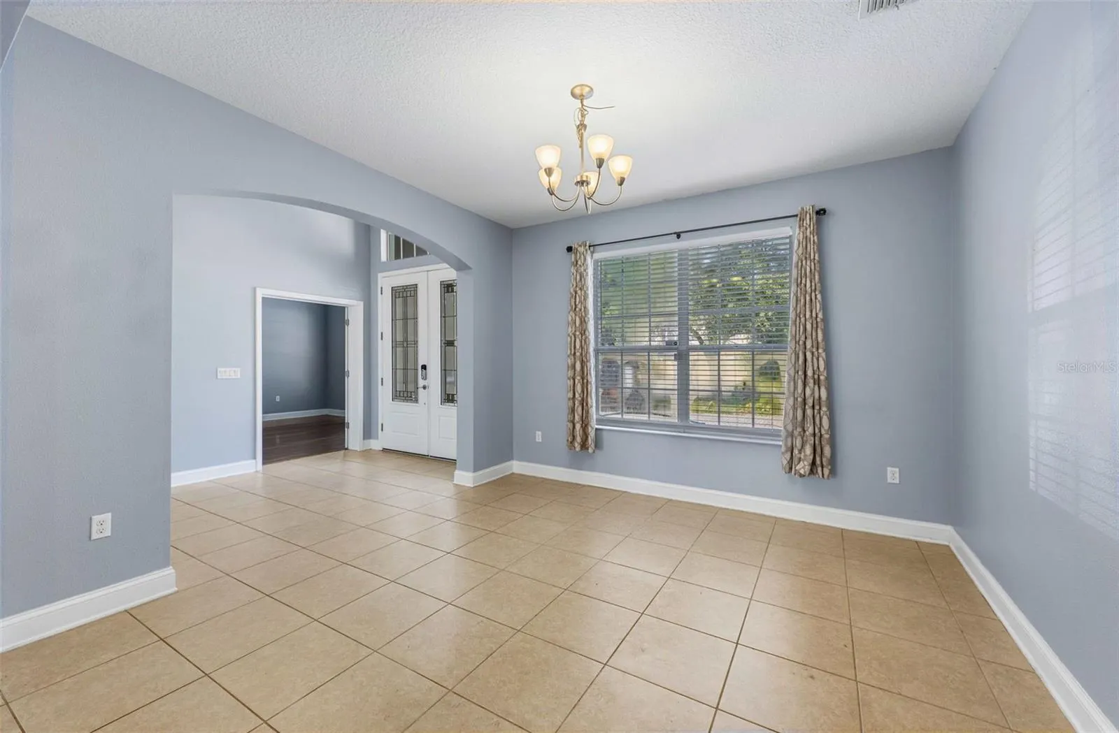 2210 PARKSIDE MEADOW DR