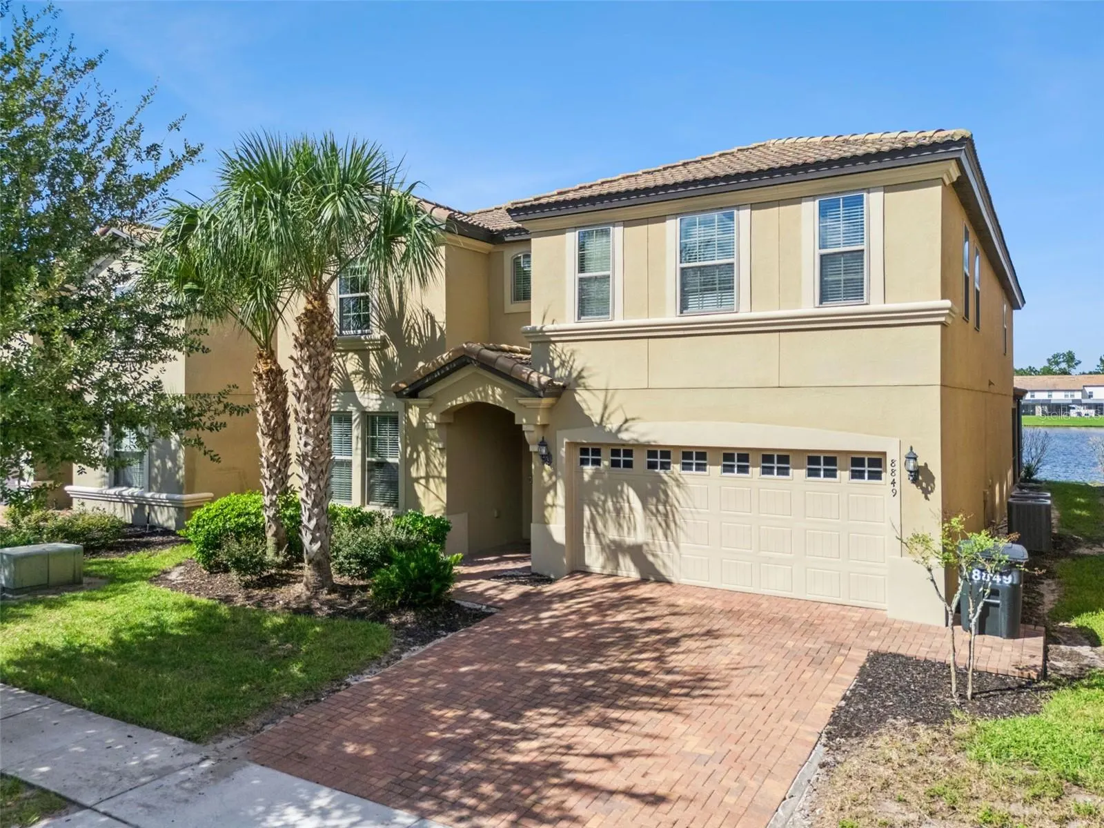 8849 CORCOVADO DR