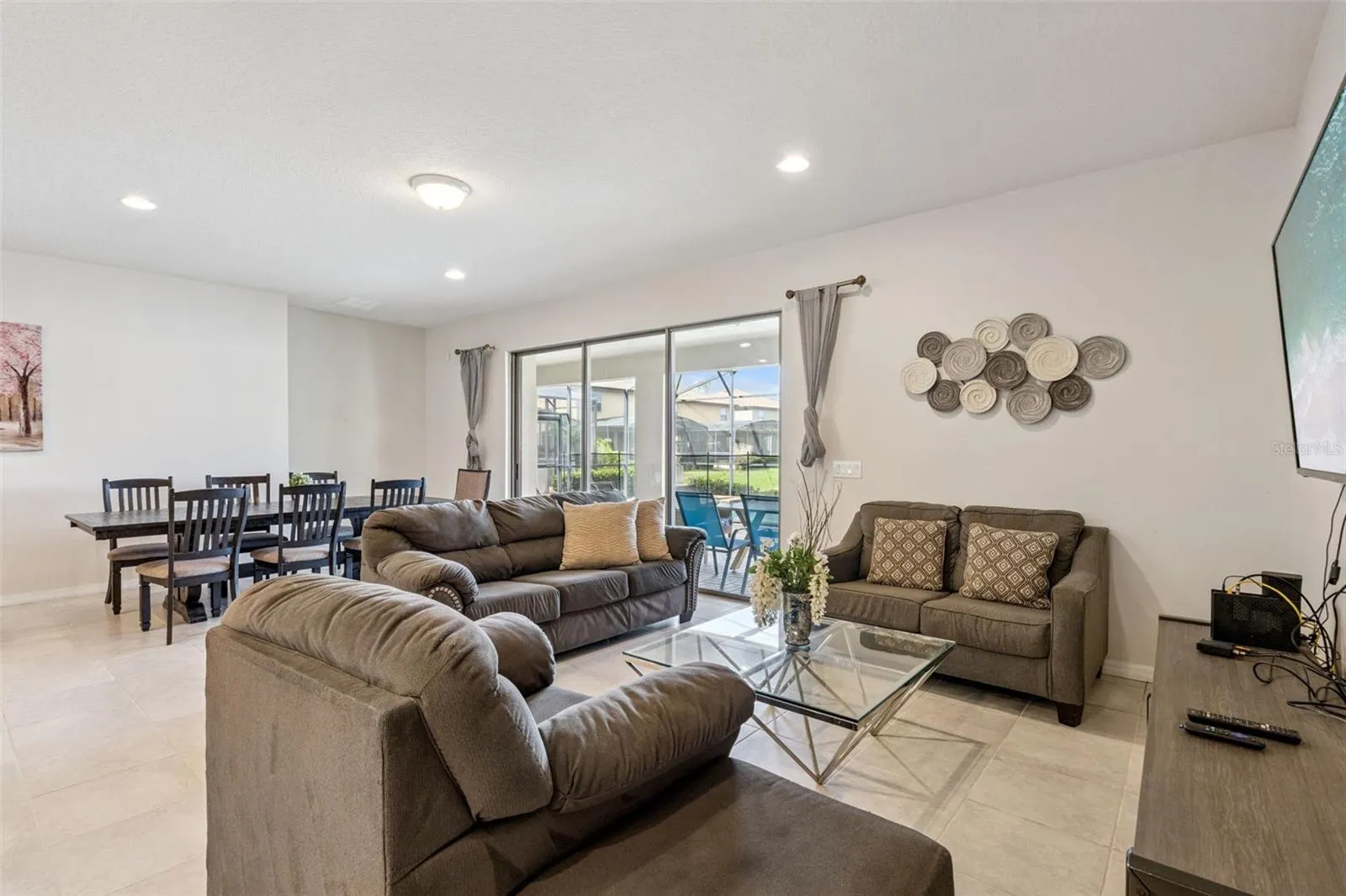 8849 CORCOVADO DR