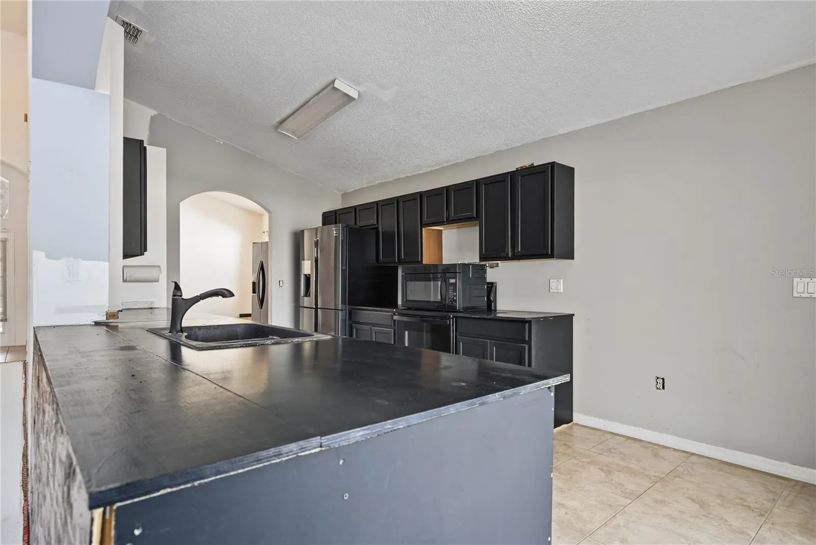 291 GROSVENOR LOOP
