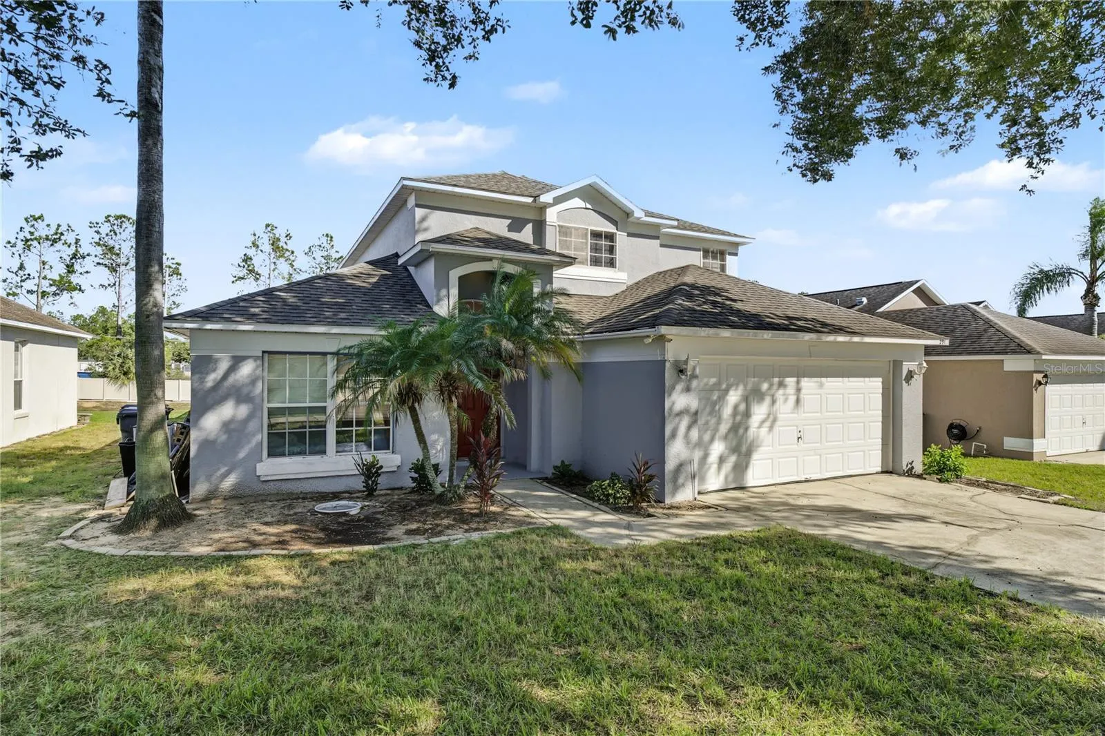 291 GROSVENOR LOOP