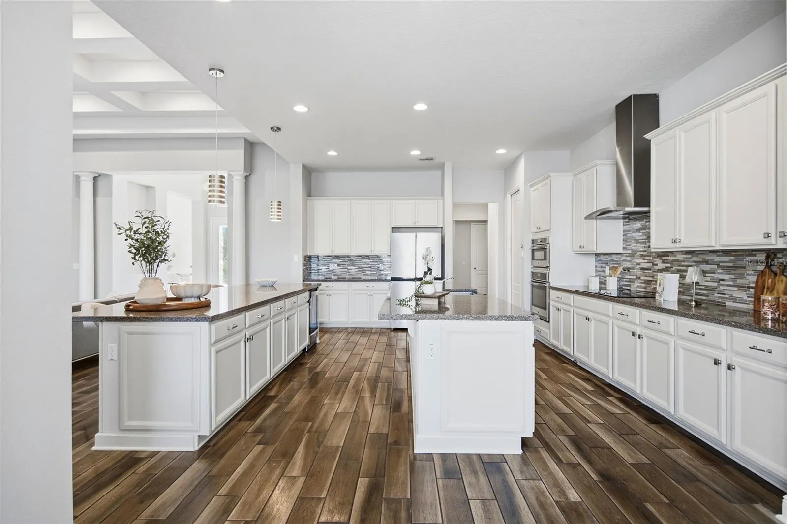 14656 PYLON CT