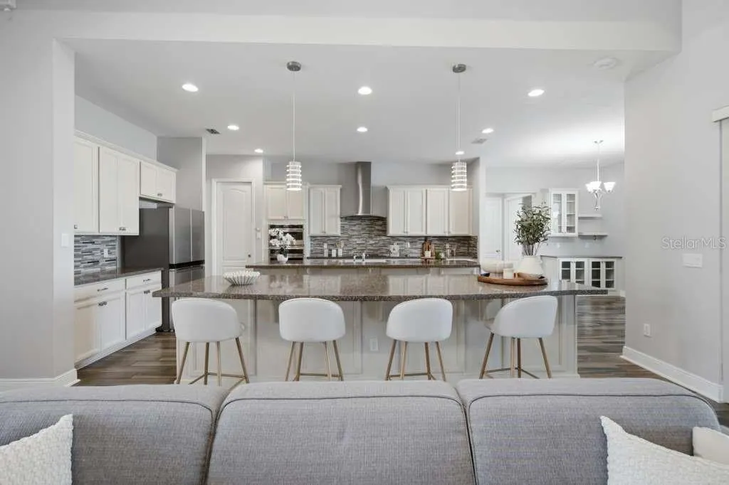 14656 PYLON CT