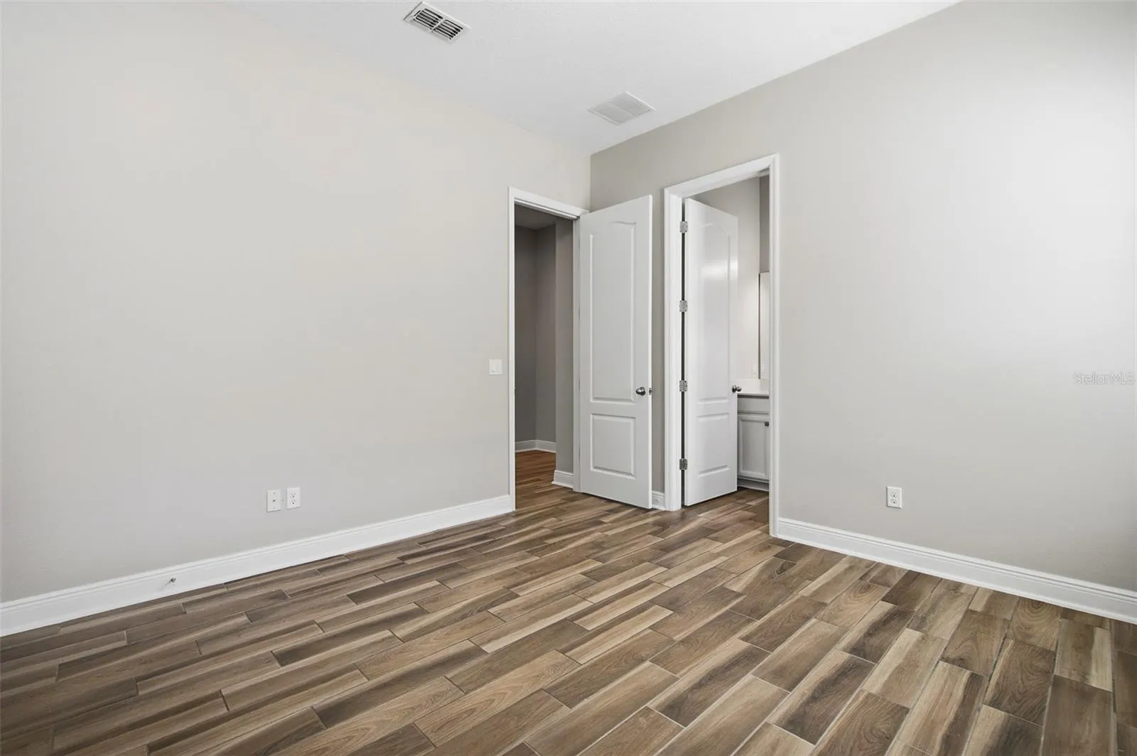 14656 PYLON CT