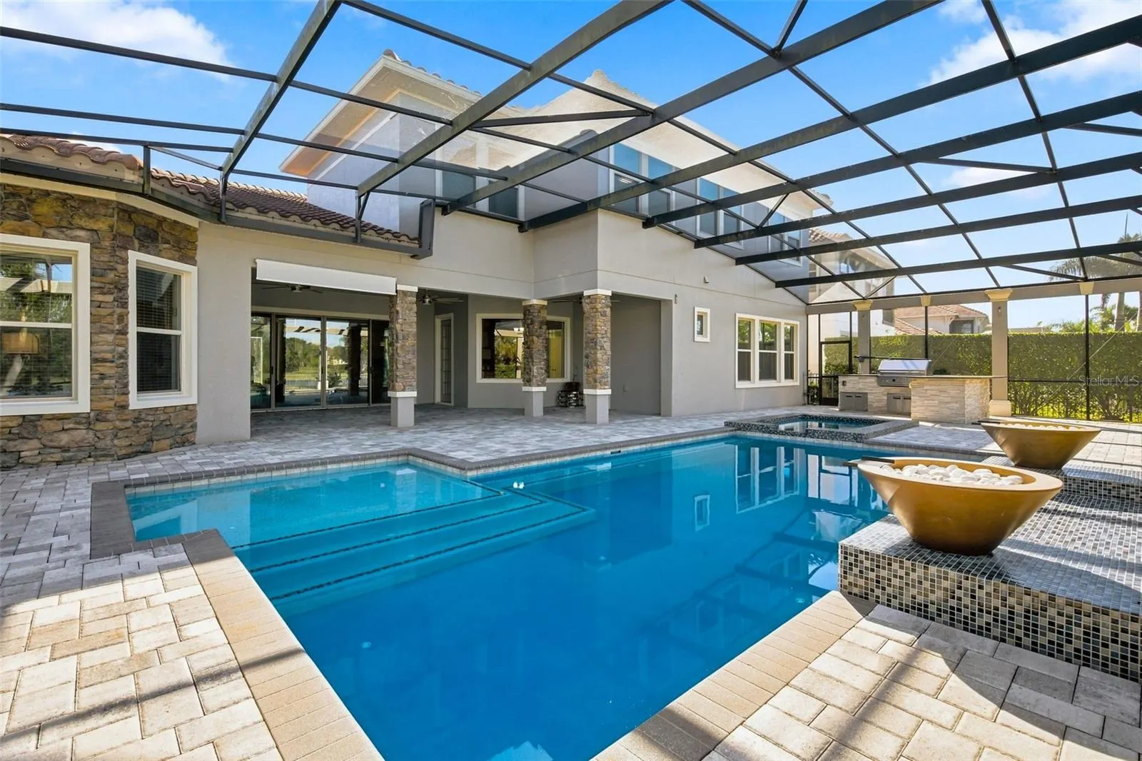 14656 PYLON CT