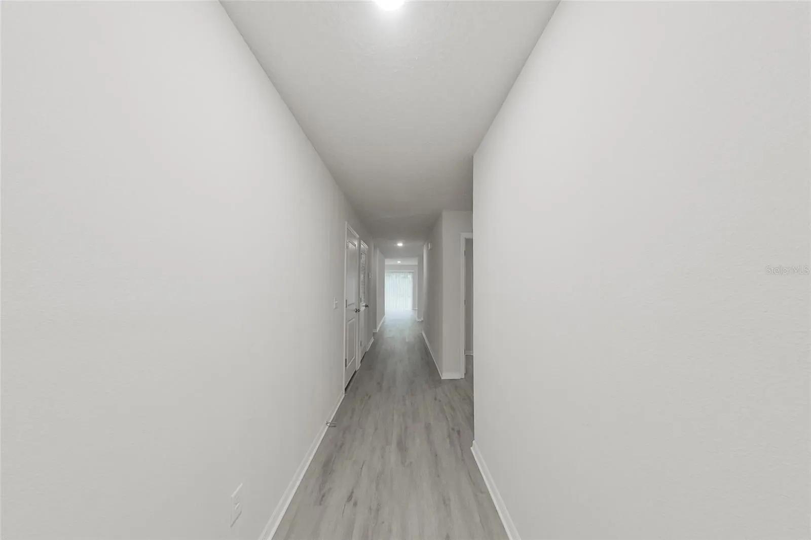 6978 N DADE PT