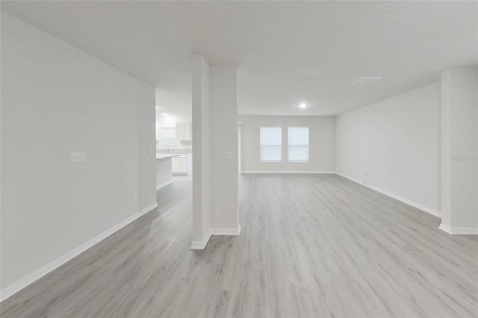 6978 N DADE PT
