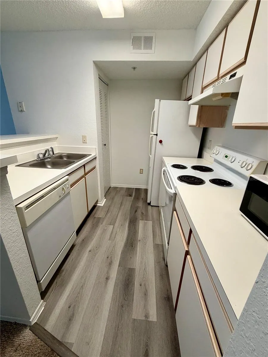 2203 KEY WEST CT #413 #413