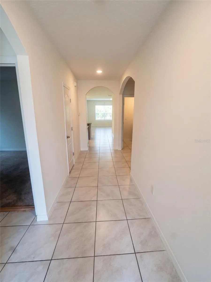 376 TANGLEWOOD DR