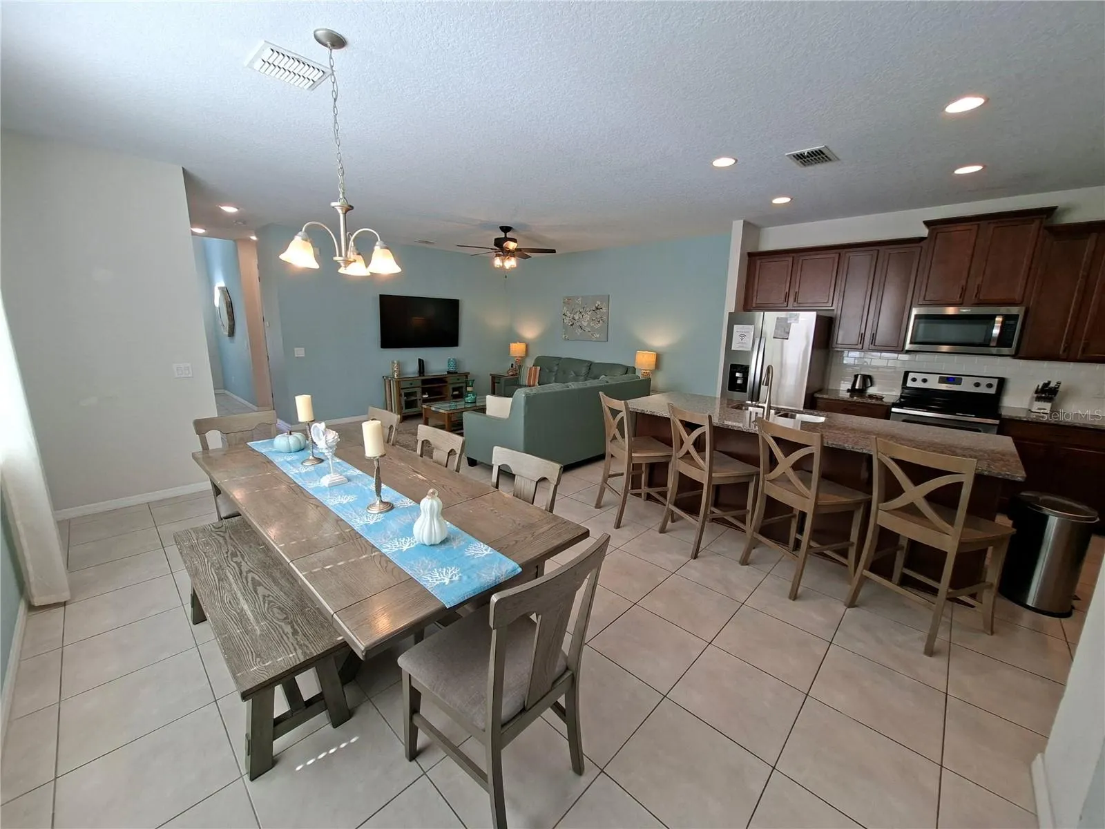 1586 CAREY PALM CIR