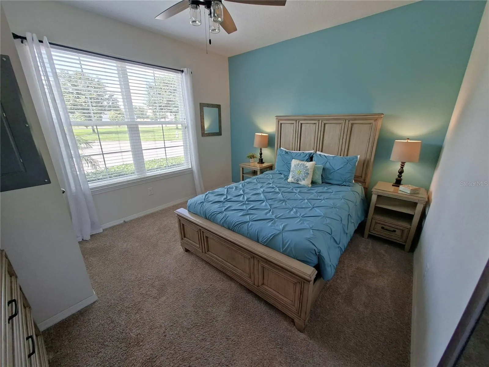 1586 CAREY PALM CIR