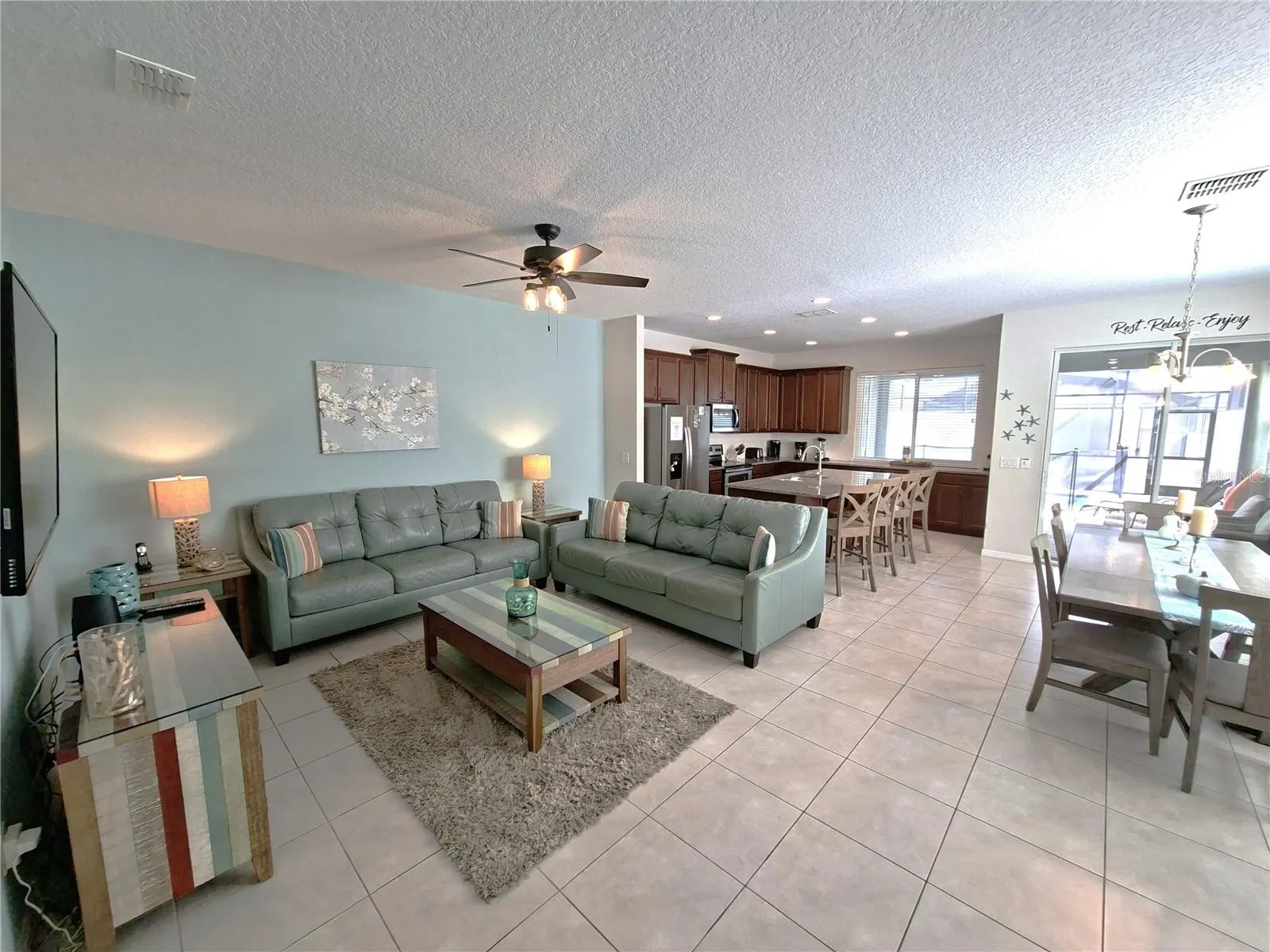 1586 CAREY PALM CIR