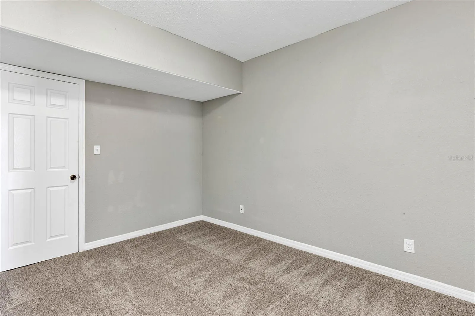 15 PALM CT