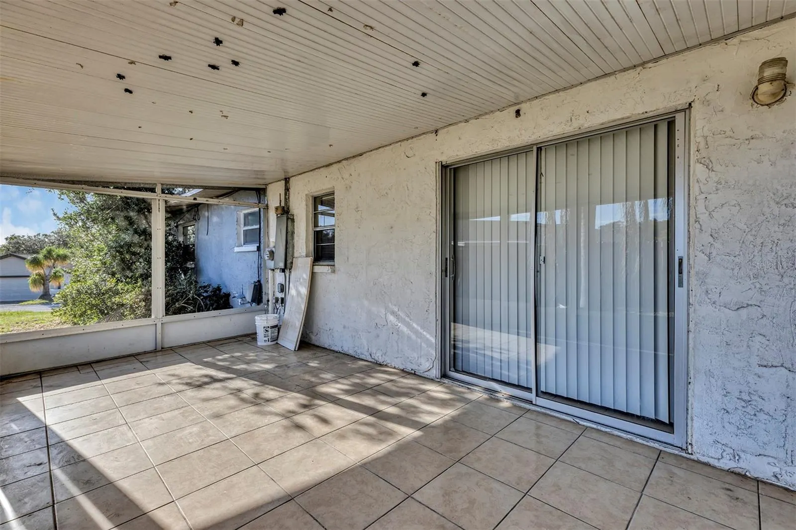 15 PALM CT