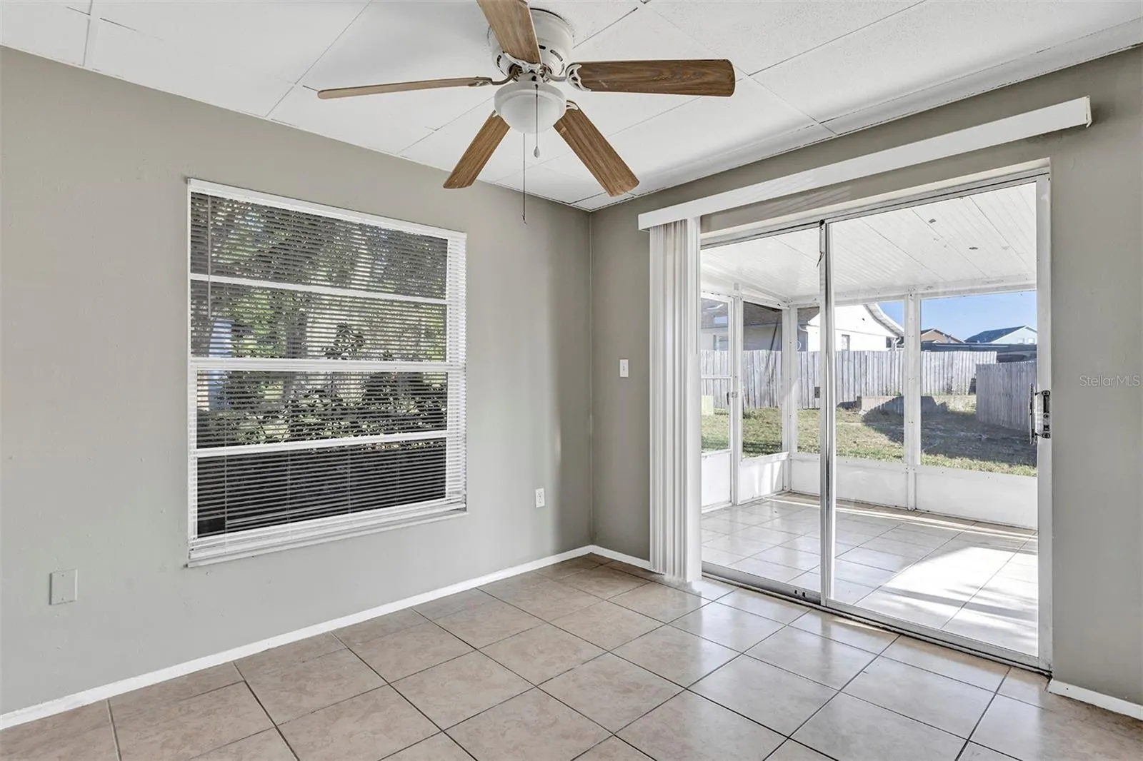 15 PALM CT